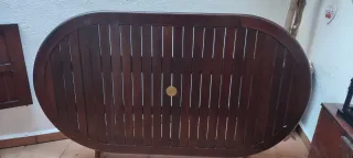 Mesa de teca para jardín