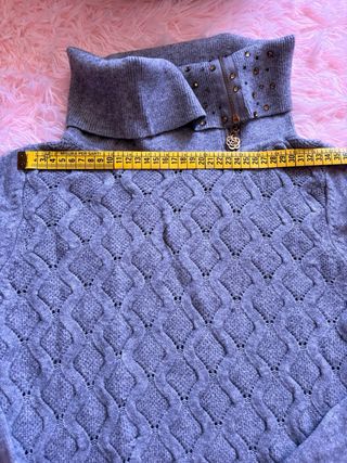 Maglione collo alto grigio con brillantini