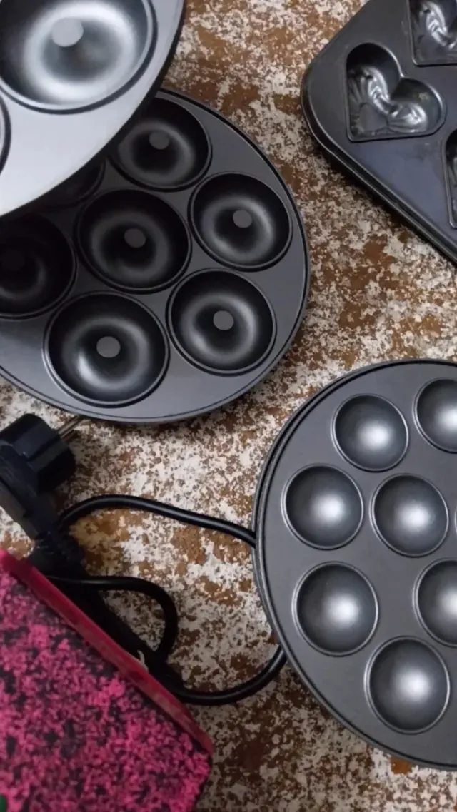 Máquina para hacer donuts y magdalenas