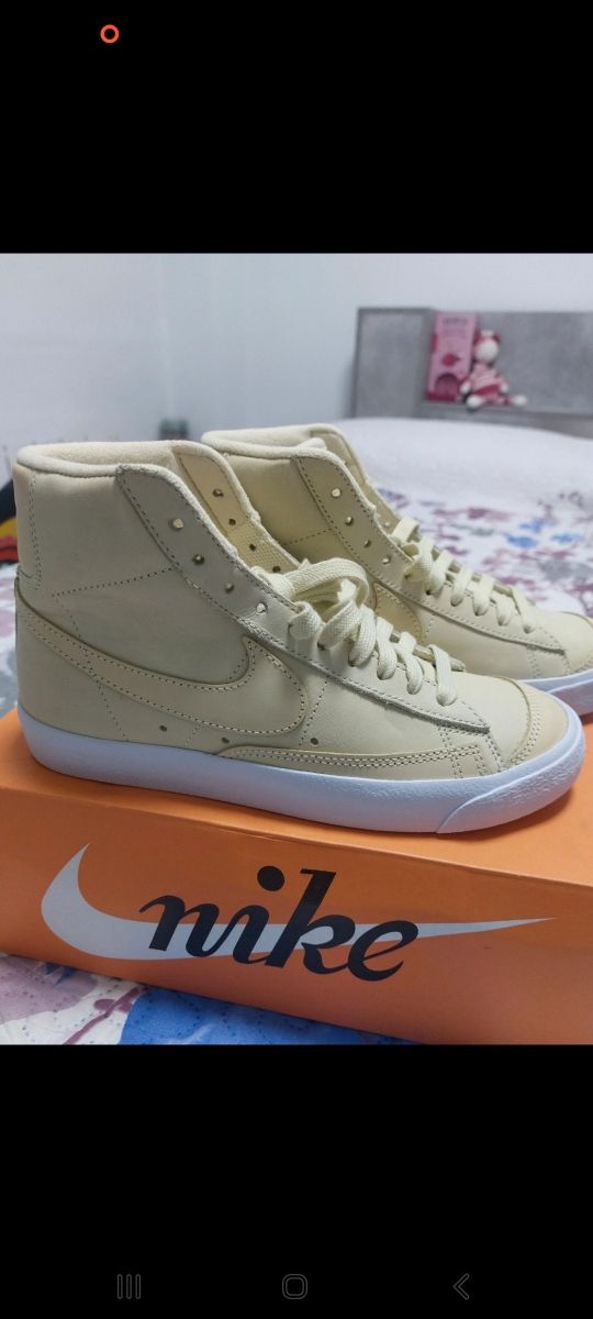 Nike Blazer Mid 77 Talla 36.5 Nuevas