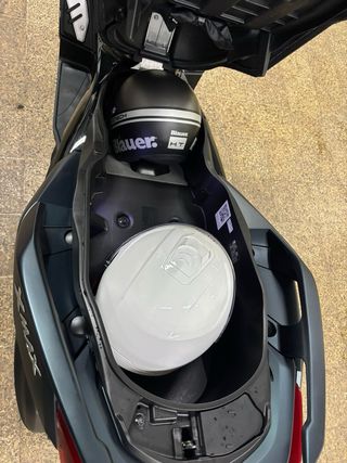 Yamaha XMax 300 Tech Max