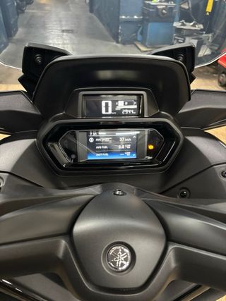 Yamaha XMax 300 Tech Max