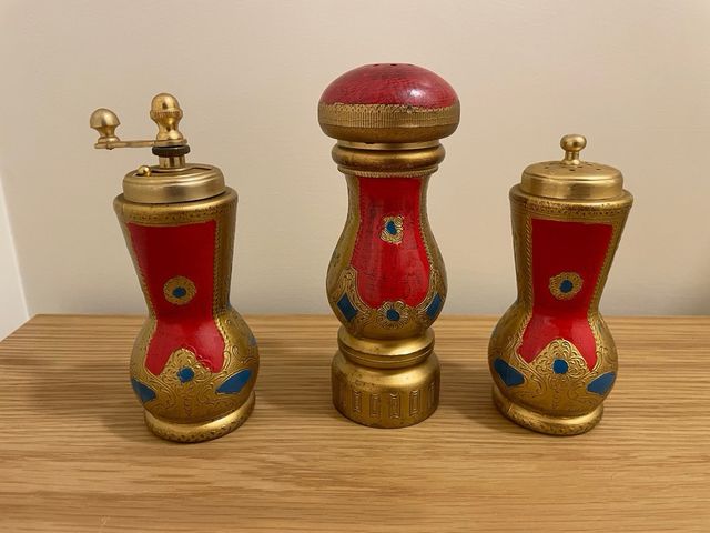 Set vintage macinapepe e saliera stile fiorentino