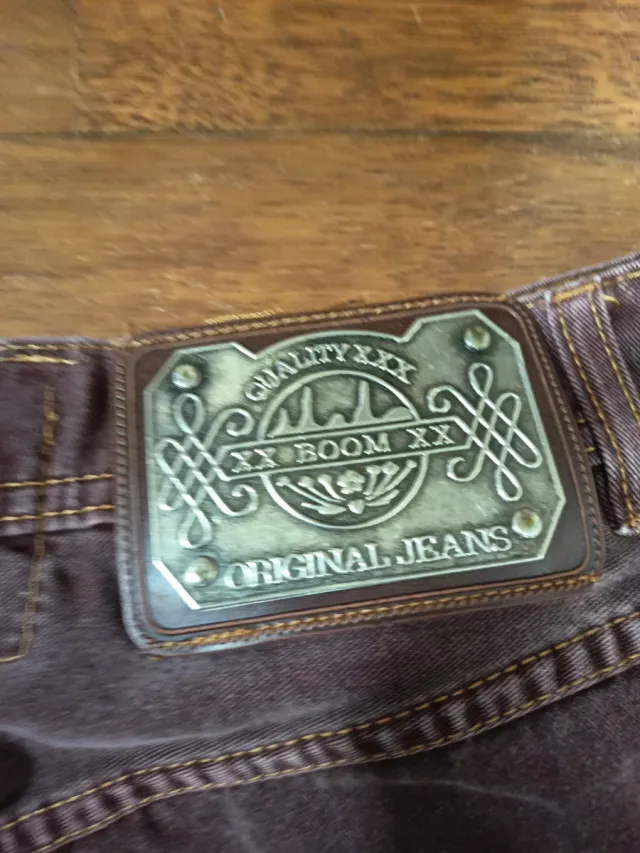 Pantalón recto vintage marrón/rojo