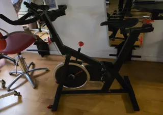 Bicicleta Estática Negra