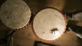 Djembes grandes, tambores africanos Senegal