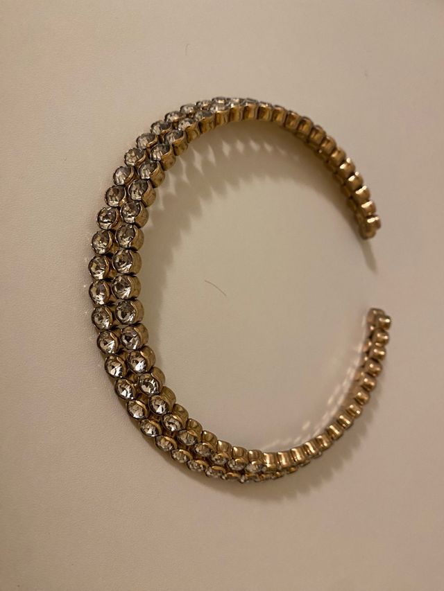 Gargantilla Mango con brillantes dorada