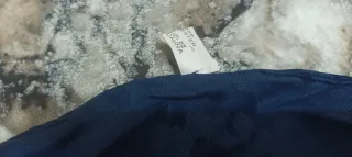 Pañuelo estampado azul y negro