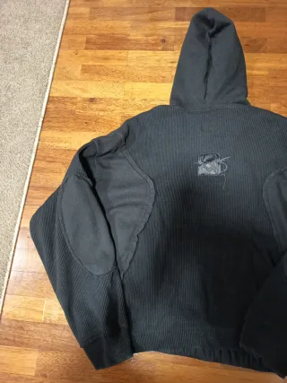 Sudadera Bershka Negra Pesada boxy fit