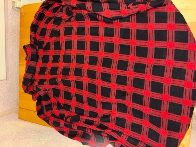 Camisa de cuadros roja y negra Primark