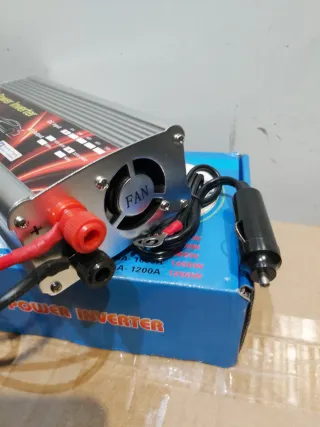 Inversor 1500W DC a AC 12V a 220V