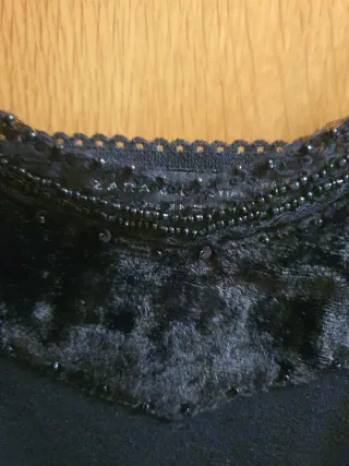 Top lencero terciopelo y encaje negro