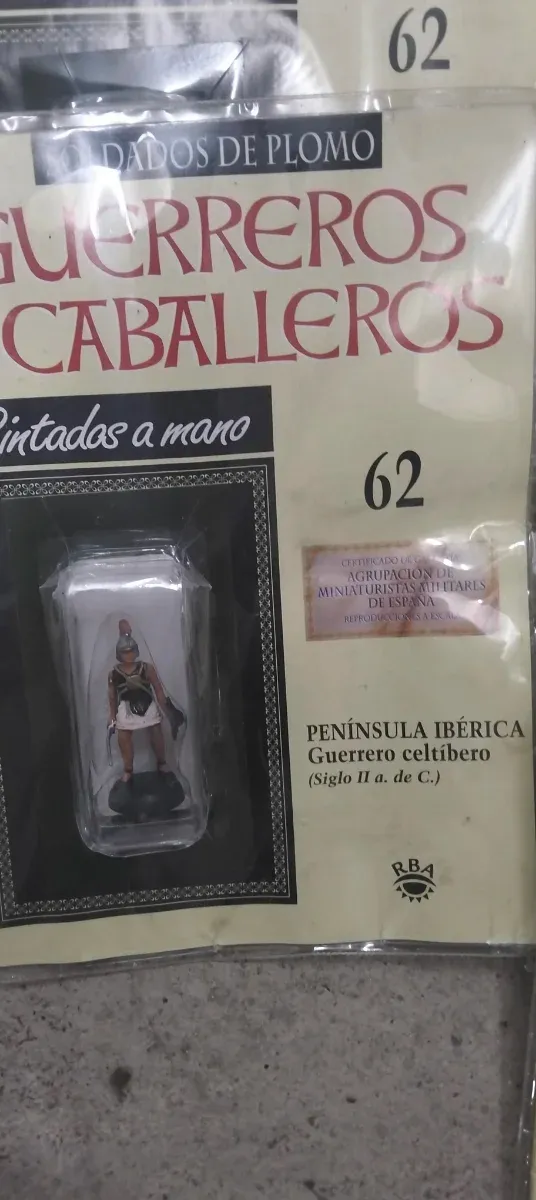 Lotto 14 Soldatini di Piombo Dipinti a Mano