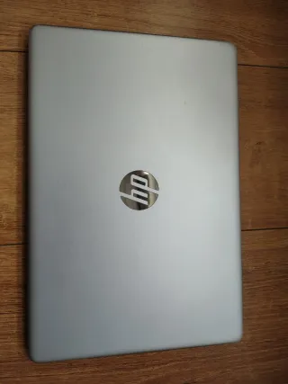 Portátil HP Plata y Negro