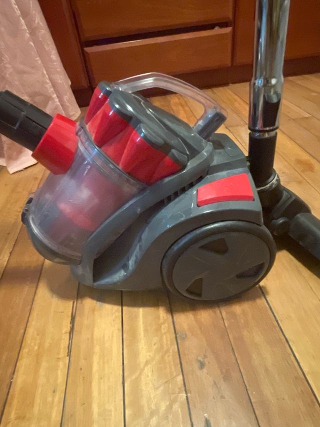 Aspiradora Trineo Roja y Gris