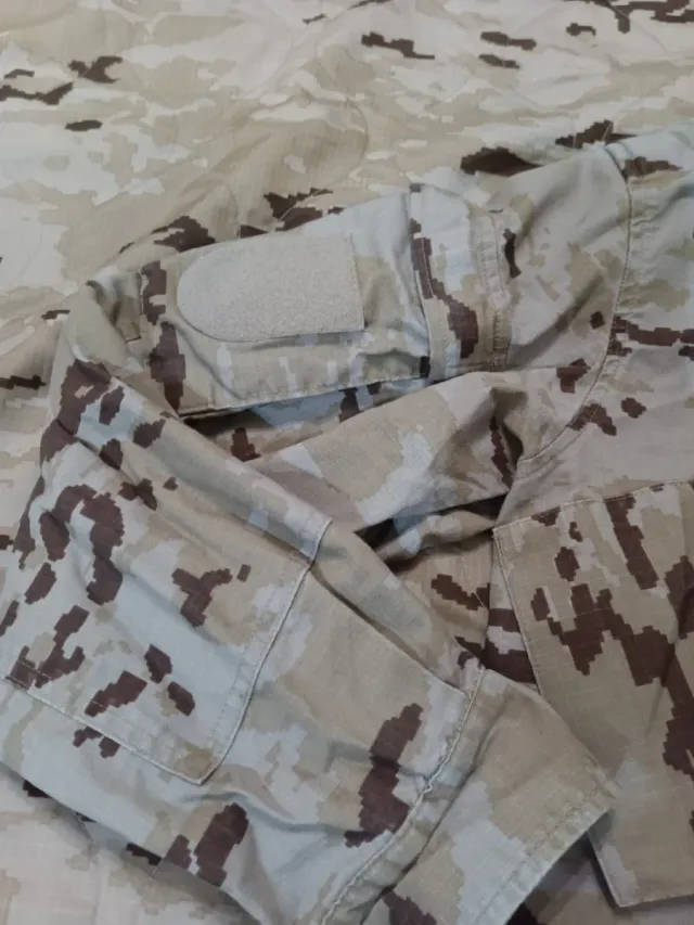 Uniforme Ejercito de Tierra grande