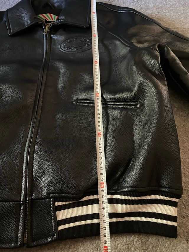 Chaqueta Corteiz Negra Cuero