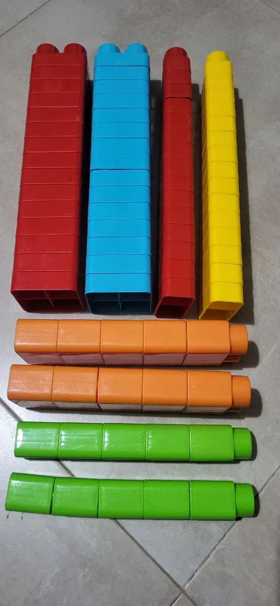 Lote bloques construcción Moltó y Mega Blocks.