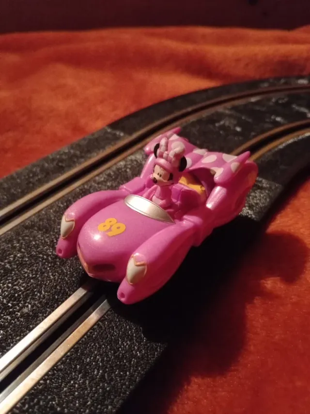 CARRERA GO CARRO MINNIE MOUSE SCALEXTRIC