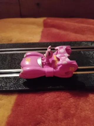 CARRERA GO FIRST COCHE MINNIE MOUSE SCALEXTRIC