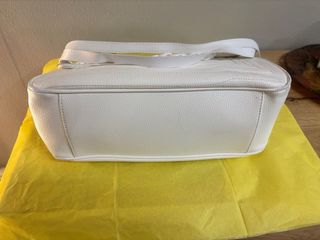 Borsa Gaelle Paris con manici a catena bianca