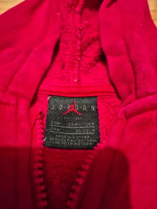 Conjunto Jordan niño rojo y negro