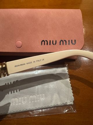 Gafas de Sol Miu Miu Doradas y Rosas