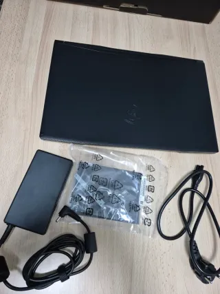 Portátil MSI Katana