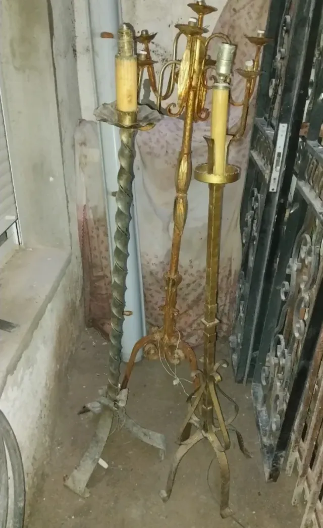 Lámparas de pie antiguas forja maciza