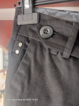 Pantalón Stradivarius Talla 38 Negro