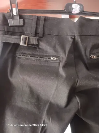 Pantalón Stradivarius Talla 38 Negro