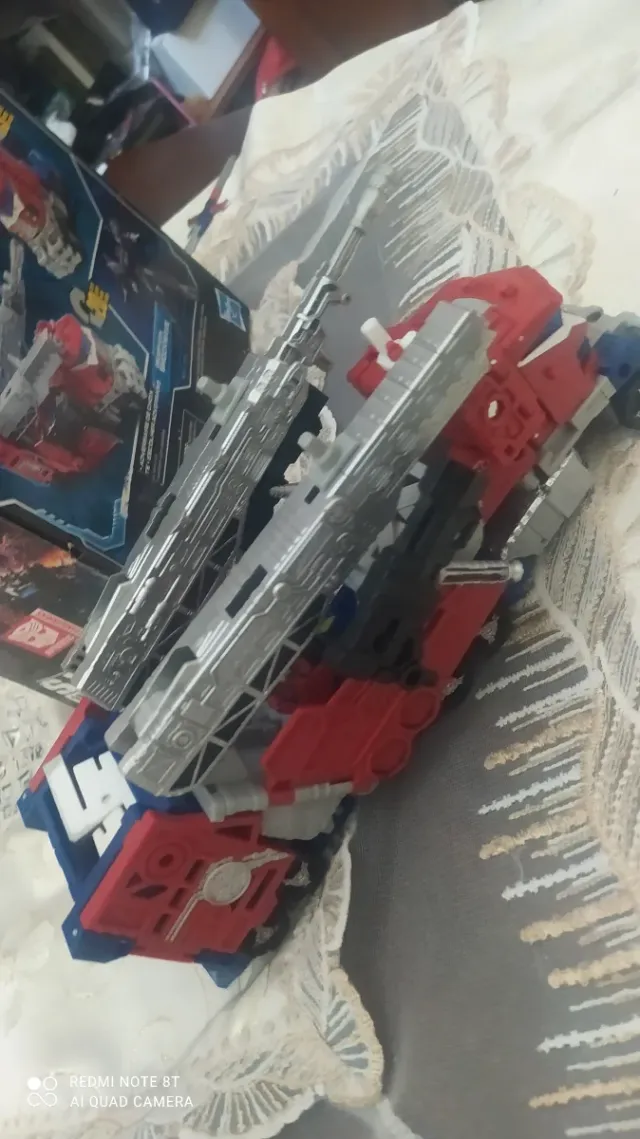 Transformers Siege Optimus Prime WFC-S40