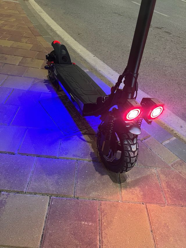 Patinete eléctrico iScooter iX4 Nuevo  0 KM