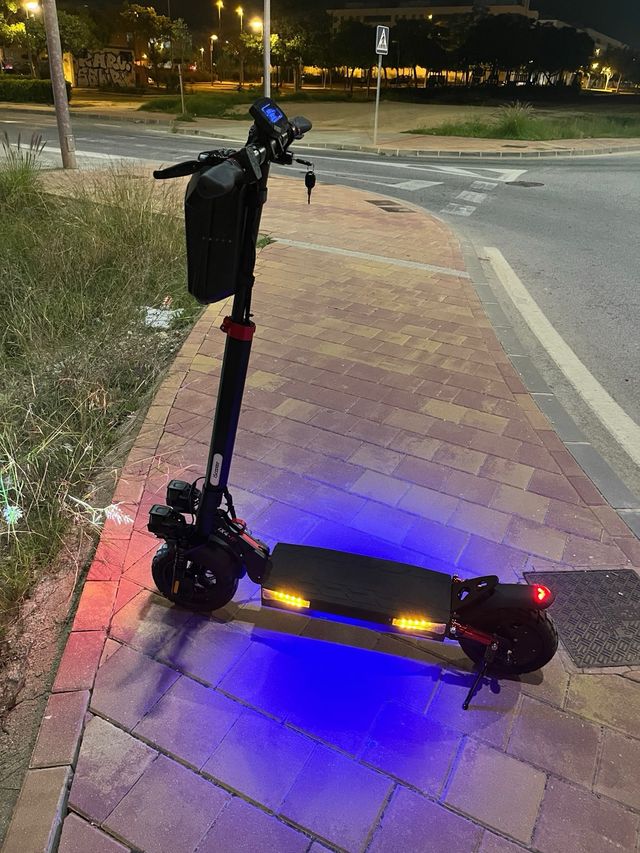 Patinete eléctrico iScooter iX4 Nuevo  0 KM