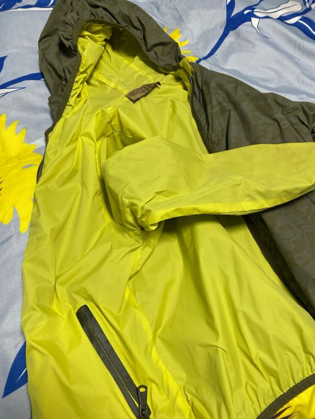 Pack Camuflaje: abrigo Militar y Cortavientos