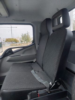 Mitsubishi Canter 2024