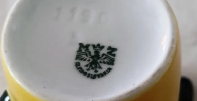 Juego de tacita de café, platillo y 2 jarritas