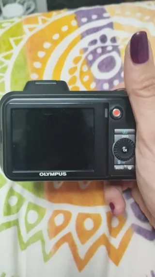 Cámara compacta Olympus negra