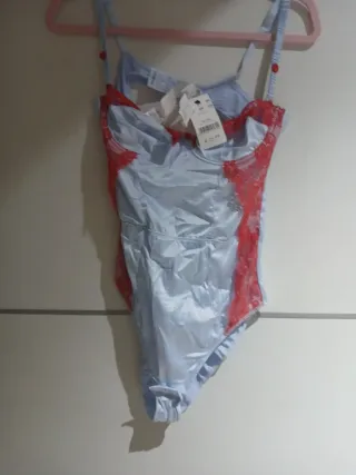 Body lencería azul y rojo sin estrenar