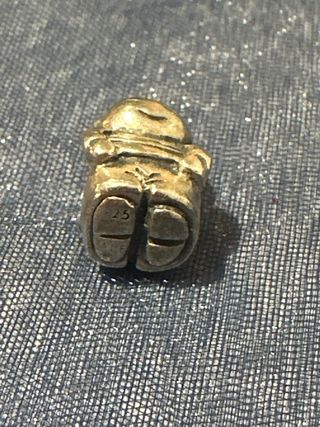 Charm Pandora plata figura niño