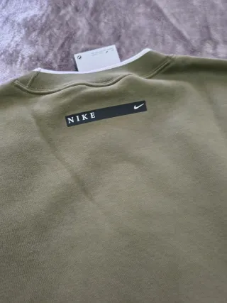 Felpa Nike nuova regalo non gradito