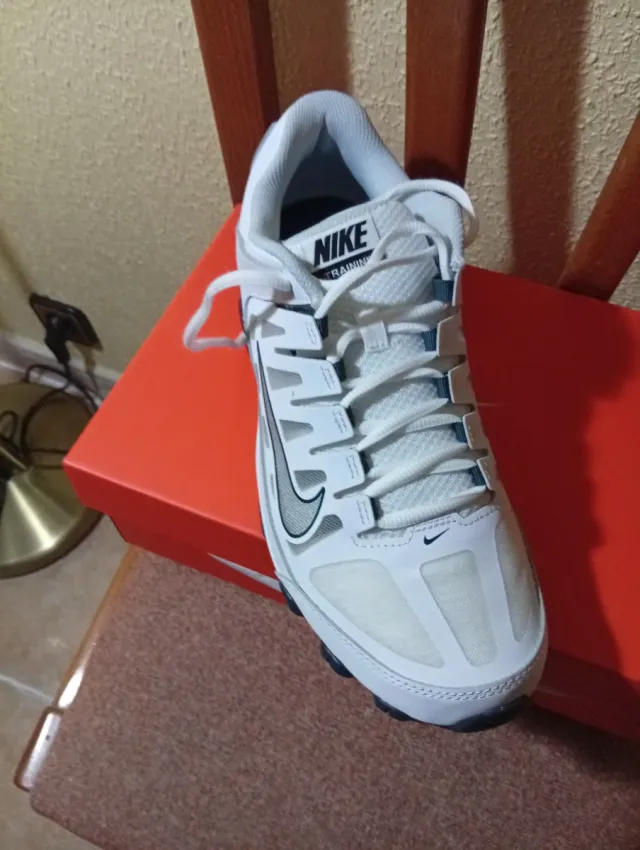 Nike Reax 8 TR Mesh Hombre Gris/Blanco