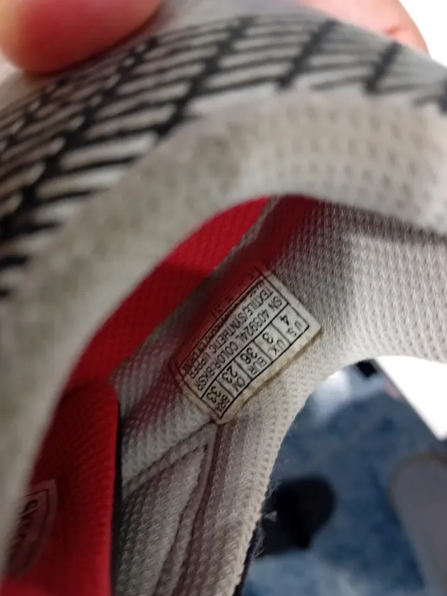 Zapatillas Skechers niño T.36