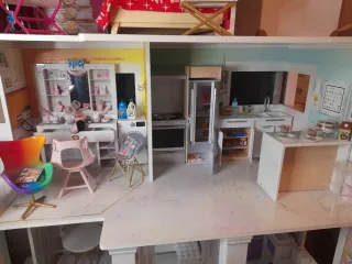 Casa Muñecas Rainbow High