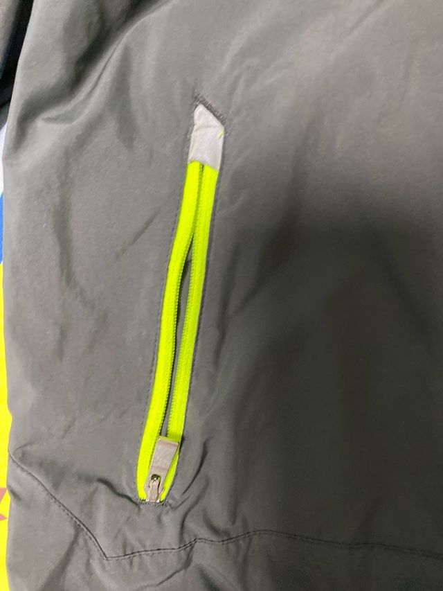 Cortavientos Nike Negro y Verde Neón