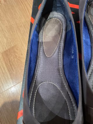 Bailarinas grises de antelina con lazo