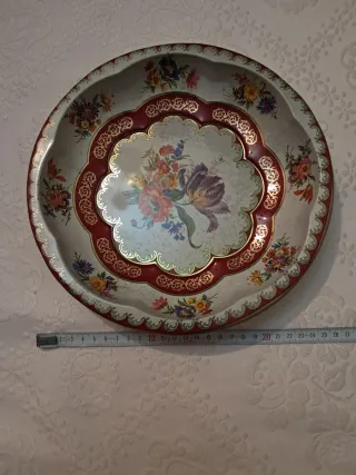 Fuente/plato de chapa Made in England