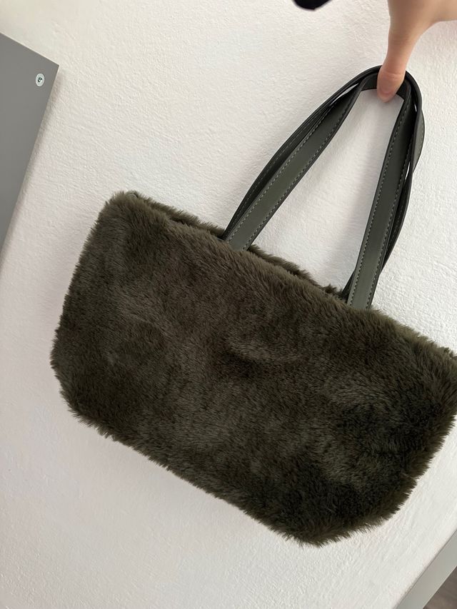 Bolso peludo