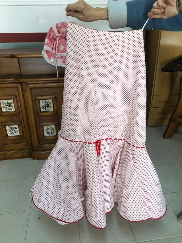 Falda flamenca lunares roja y blanca