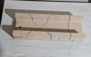 Ingletadora de madera WUTO